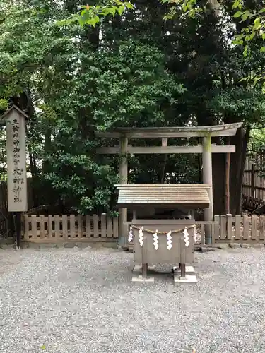 伊勢山皇大神宮の末社