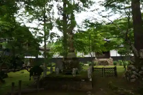 雲洞庵(新潟県)