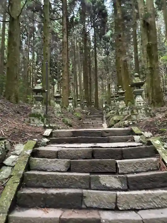 上色見熊野座神社の{uncategorized: "未分類", other: "その他", undefined: "問題あり", building: "その他建物", grave: "お墓", sacred_gate: "鳥居", guardian: "狛犬", statue: "像", buddha: "仏像", history: "歴史", nature: "自然", garden: "庭園", animal: "動物", pagoda: "塔", temizu: "手水舎", mountain_gate: "山門・神門", sanctuary: "本殿・本堂", subordinate: "末社・摂社", art: "芸術", scenery: "景色", jizo: "地蔵", ema: "絵馬", goshuin: "御朱印", omikuji: "おみくじ", items: "授与品その他", amulet: "お守り", goshuincho: "御朱印帳", eats: "食事", festival: "お祭り", votive_dance: "神楽", shichigosan: "七五三参", wedding: "結婚式", experience: "体験その他", initially: "初詣", around: "周辺", anti_infection: "感染症対策"}