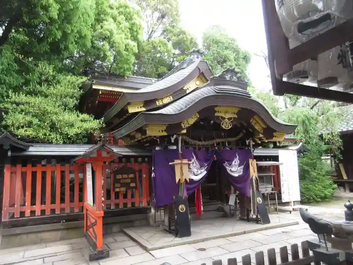 満足稲荷神社の本殿・本堂