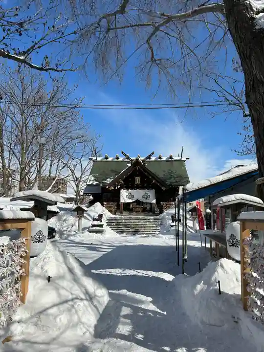 札幌諏訪神社の本殿・本堂