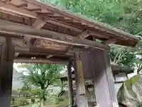 金剛寿院 (伝法寺)の山門・神門