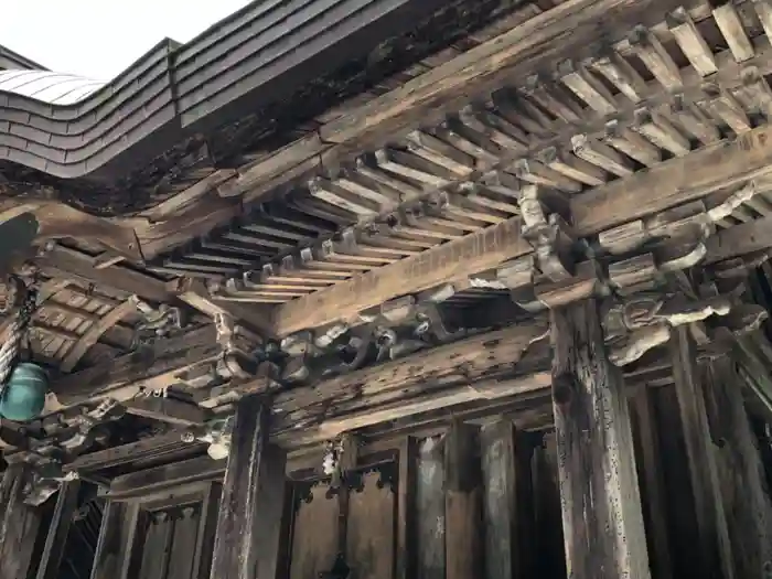 八幡神社の本殿