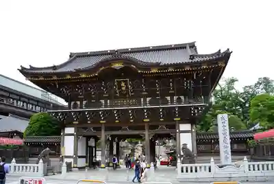 成田山新勝寺の山門・神門