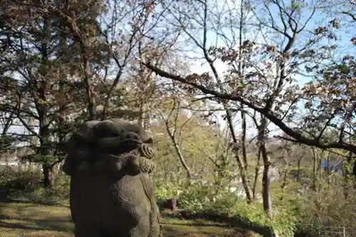 古四王神社の狛犬