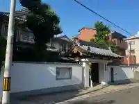 即応寺の{uncategorized: "未分類", other: "その他", undefined: "問題あり", building: "その他建物", grave: "お墓", sacred_gate: "鳥居", guardian: "狛犬", statue: "像", buddha: "仏像", history: "歴史", nature: "自然", garden: "庭園", animal: "動物", pagoda: "塔", temizu: "手水舎", mountain_gate: "山門・神門", sanctuary: "本殿・本堂", subordinate: "末社・摂社", art: "芸術", scenery: "景色", jizo: "地蔵", ema: "絵馬", goshuin: "御朱印", omikuji: "おみくじ", items: "授与品その他", amulet: "お守り", goshuincho: "御朱印帳", eats: "食事", festival: "お祭り", votive_dance: "神楽", shichigosan: "七五三参", wedding: "結婚式", experience: "体験その他", initially: "初詣", around: "周辺", anti_infection: "感染症対策"}