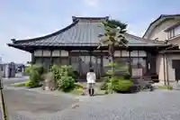 慈済寺の本殿・本堂