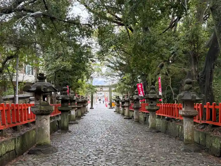 紀州東照宮の{uncategorized: "未分類", other: "その他", undefined: "問題あり", building: "その他建物", grave: "お墓", sacred_gate: "鳥居", guardian: "狛犬", statue: "像", buddha: "仏像", history: "歴史", nature: "自然", garden: "庭園", animal: "動物", pagoda: "塔", temizu: "手水舎", mountain_gate: "山門・神門", sanctuary: "本殿・本堂", subordinate: "末社・摂社", art: "芸術", scenery: "景色", jizo: "地蔵", ema: "絵馬", goshuin: "御朱印", omikuji: "おみくじ", items: "授与品その他", amulet: "お守り", goshuincho: "御朱印帳", eats: "食事", festival: "お祭り", votive_dance: "神楽", shichigosan: "七五三参", wedding: "結婚式", experience: "体験その他", initially: "初詣", around: "周辺", anti_infection: "感染症対策"}