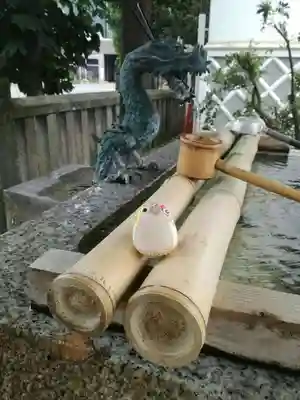 健田須賀神社の手水舎