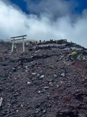 富士山頂上浅間大社奥宮(静岡県)