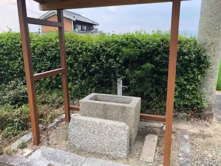 博西神社の手水舎