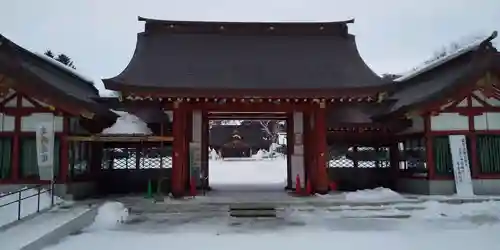 北海道護國神社の山門・神門
