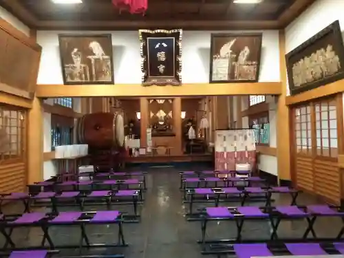 紅葉八幡宮の本殿・本堂