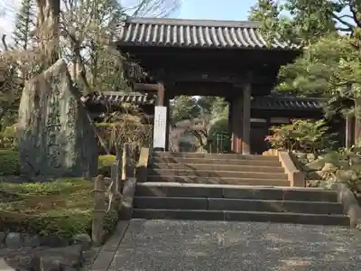 東長谷寺　薬王院の山門・神門