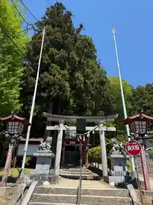 鏑八幡神社の{uncategorized: "未分類", other: "その他", undefined: "問題あり", building: "その他建物", grave: "お墓", sacred_gate: "鳥居", guardian: "狛犬", statue: "像", buddha: "仏像", history: "歴史", nature: "自然", garden: "庭園", animal: "動物", pagoda: "塔", temizu: "手水舎", mountain_gate: "山門・神門", sanctuary: "本殿・本堂", subordinate: "末社・摂社", art: "芸術", scenery: "景色", jizo: "地蔵", ema: "絵馬", goshuin: "御朱印", omikuji: "おみくじ", items: "授与品その他", amulet: "お守り", goshuincho: "御朱印帳", eats: "食事", festival: "お祭り", votive_dance: "神楽", shichigosan: "七五三参", wedding: "結婚式", experience: "体験その他", initially: "初詣", around: "周辺", anti_infection: "感染症対策"}
