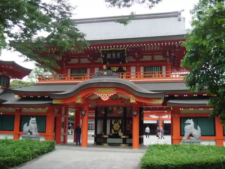 千葉神社の山門・神門