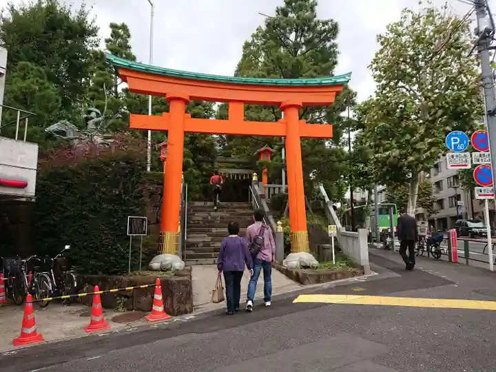 穴八幡宮(東京都)