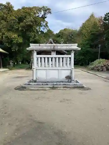 大毛神社（大毛五百入塚）のその他建物