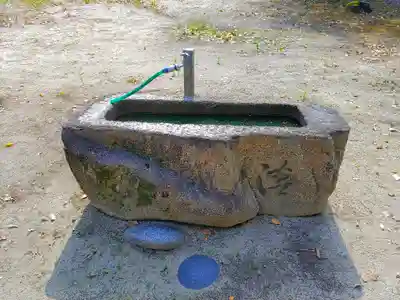 神明社（須ケ脇）の手水舎