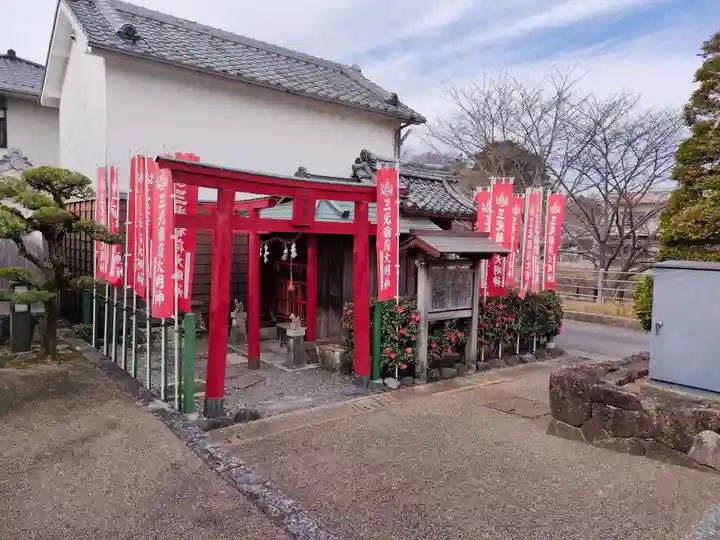 三光稲荷大明神の本殿・本堂