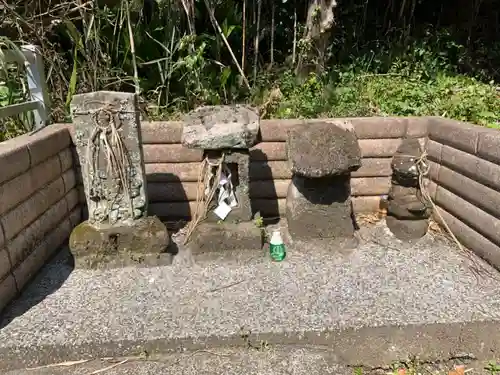 御嶽神社の末社