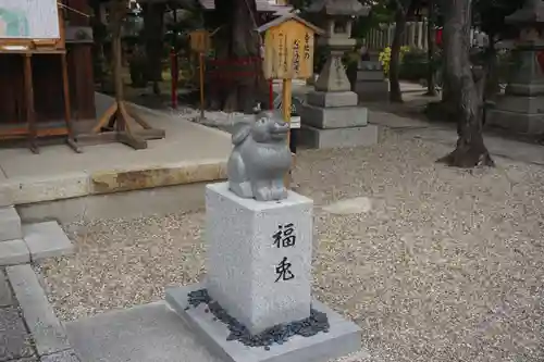 三輪神社の狛犬