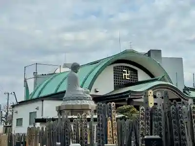 常光寺の{uncategorized: "未分類", other: "その他", undefined: "問題あり", building: "その他建物", grave: "お墓", sacred_gate: "鳥居", guardian: "狛犬", statue: "像", buddha: "仏像", history: "歴史", nature: "自然", garden: "庭園", animal: "動物", pagoda: "塔", temizu: "手水舎", mountain_gate: "山門・神門", sanctuary: "本殿・本堂", subordinate: "末社・摂社", art: "芸術", scenery: "景色", jizo: "地蔵", ema: "絵馬", goshuin: "御朱印", omikuji: "おみくじ", items: "授与品その他", amulet: "お守り", goshuincho: "御朱印帳", eats: "食事", festival: "お祭り", votive_dance: "神楽", shichigosan: "七五三参", wedding: "結婚式", experience: "体験その他", initially: "初詣", around: "周辺", anti_infection: "感染症対策"}
