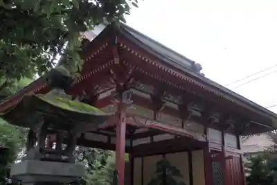 金鑚神社の山門・神門