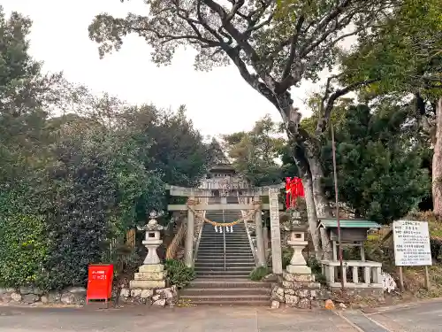 二宮神社の鳥居