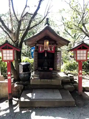 宮地嶽神社の末社