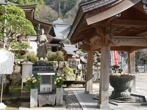 大窪寺の手水