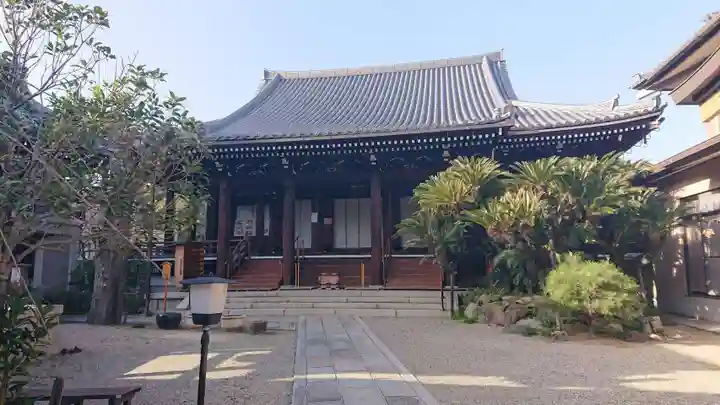 淨教寺の本殿・本堂