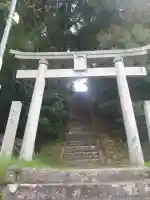 吉備津神社の{uncategorized: "未分類", other: "その他", undefined: "問題あり", building: "その他建物", grave: "お墓", sacred_gate: "鳥居", guardian: "狛犬", statue: "像", buddha: "仏像", history: "歴史", nature: "自然", garden: "庭園", animal: "動物", pagoda: "塔", temizu: "手水舎", mountain_gate: "山門・神門", sanctuary: "本殿・本堂", subordinate: "末社・摂社", art: "芸術", scenery: "景色", jizo: "地蔵", ema: "絵馬", goshuin: "御朱印", omikuji: "おみくじ", items: "授与品その他", amulet: "お守り", goshuincho: "御朱印帳", eats: "食事", festival: "お祭り", votive_dance: "神楽", shichigosan: "七五三参", wedding: "結婚式", experience: "体験その他", initially: "初詣", around: "周辺", anti_infection: "感染症対策"}