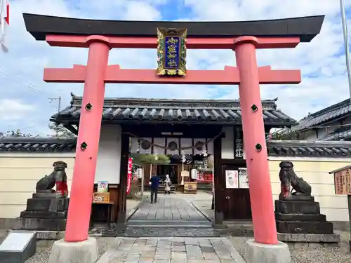 御霊神社の鳥居