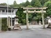 伊勢部柿本神社の鳥居