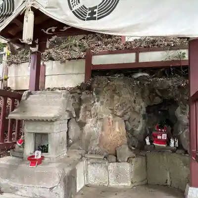 王子稲荷神社の{uncategorized: "未分類", other: "その他", undefined: "問題あり", building: "その他建物", grave: "お墓", sacred_gate: "鳥居", guardian: "狛犬", statue: "像", buddha: "仏像", history: "歴史", nature: "自然", garden: "庭園", animal: "動物", pagoda: "塔", temizu: "手水舎", mountain_gate: "山門・神門", sanctuary: "本殿・本堂", subordinate: "末社・摂社", art: "芸術", scenery: "景色", jizo: "地蔵", ema: "絵馬", goshuin: "御朱印", omikuji: "おみくじ", items: "授与品その他", amulet: "お守り", goshuincho: "御朱印帳", eats: "食事", festival: "お祭り", votive_dance: "神楽", shichigosan: "七五三参", wedding: "結婚式", experience: "体験その他", initially: "初詣", around: "周辺", anti_infection: "感染症対策"}