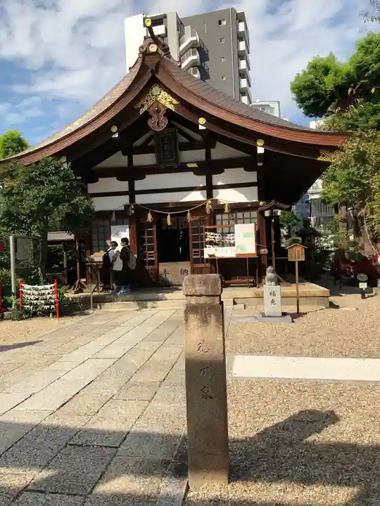 三輪神社の本殿・本堂