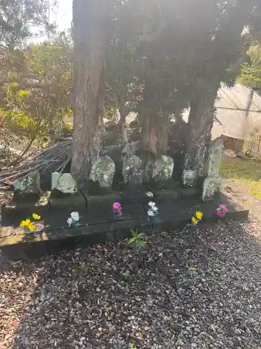 如法寺の{uncategorized: "未分類", other: "その他", undefined: "問題あり", building: "その他建物", grave: "お墓", sacred_gate: "鳥居", guardian: "狛犬", statue: "像", buddha: "仏像", history: "歴史", nature: "自然", garden: "庭園", animal: "動物", pagoda: "塔", temizu: "手水舎", mountain_gate: "山門・神門", sanctuary: "本殿・本堂", subordinate: "末社・摂社", art: "芸術", scenery: "景色", jizo: "地蔵", ema: "絵馬", goshuin: "御朱印", omikuji: "おみくじ", items: "授与品その他", amulet: "お守り", goshuincho: "御朱印帳", eats: "食事", festival: "お祭り", votive_dance: "神楽", shichigosan: "七五三参", wedding: "結婚式", experience: "体験その他", initially: "初詣", around: "周辺", anti_infection: "感染症対策"}