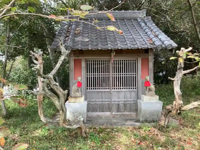 若年神社の本殿