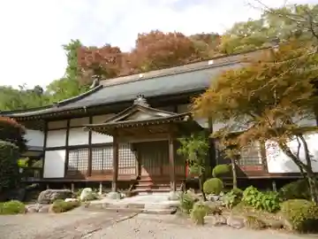 長厳寺の本殿・本堂