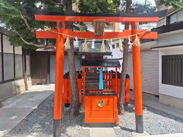 住吉神社の{uncategorized: "未分類", other: "その他", undefined: "問題あり", building: "その他建物", grave: "お墓", sacred_gate: "鳥居", guardian: "狛犬", statue: "像", buddha: "仏像", history: "歴史", nature: "自然", garden: "庭園", animal: "動物", pagoda: "塔", temizu: "手水舎", mountain_gate: "山門・神門", sanctuary: "本殿・本堂", subordinate: "末社・摂社", art: "芸術", scenery: "景色", jizo: "地蔵", ema: "絵馬", goshuin: "御朱印", omikuji: "おみくじ", items: "授与品その他", amulet: "お守り", goshuincho: "御朱印帳", eats: "食事", festival: "お祭り", votive_dance: "神楽", shichigosan: "七五三参", wedding: "結婚式", experience: "体験その他", initially: "初詣", around: "周辺", anti_infection: "感染症対策"}