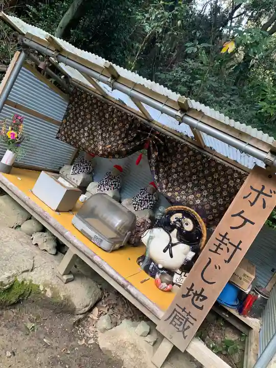 立岩稲荷神社のその他建物