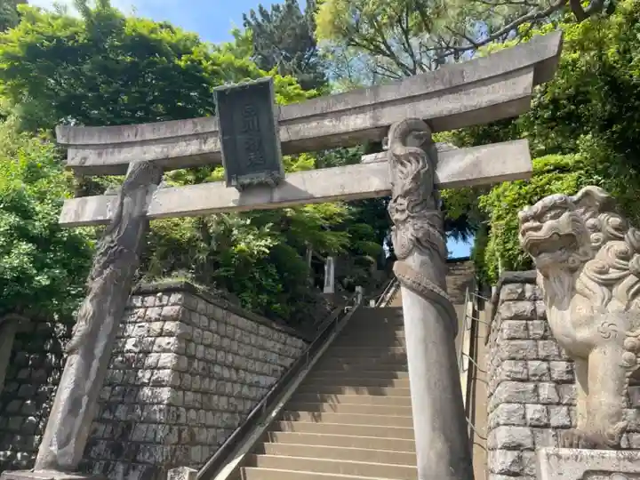 品川神社の鳥居