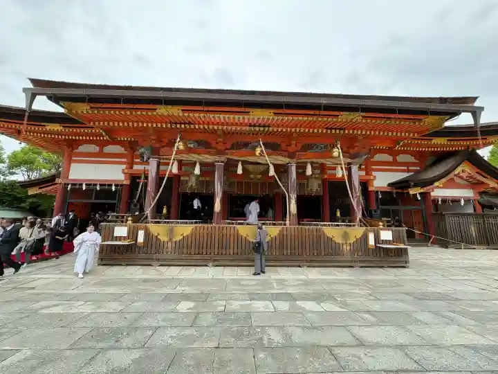 八坂神社(祇園さん)の{uncategorized: "未分類", other: "その他", undefined: "問題あり", building: "その他建物", grave: "お墓", sacred_gate: "鳥居", guardian: "狛犬", statue: "像", buddha: "仏像", history: "歴史", nature: "自然", garden: "庭園", animal: "動物", pagoda: "塔", temizu: "手水舎", mountain_gate: "山門・神門", sanctuary: "本殿・本堂", subordinate: "末社・摂社", art: "芸術", scenery: "景色", jizo: "地蔵", ema: "絵馬", goshuin: "御朱印", omikuji: "おみくじ", items: "授与品その他", amulet: "お守り", goshuincho: "御朱印帳", eats: "食事", festival: "お祭り", votive_dance: "神楽", shichigosan: "七五三参", wedding: "結婚式", experience: "体験その他", initially: "初詣", around: "周辺", anti_infection: "感染症対策"}