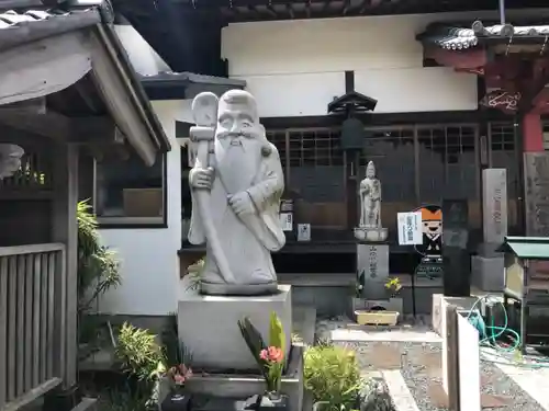 妙音寺の像