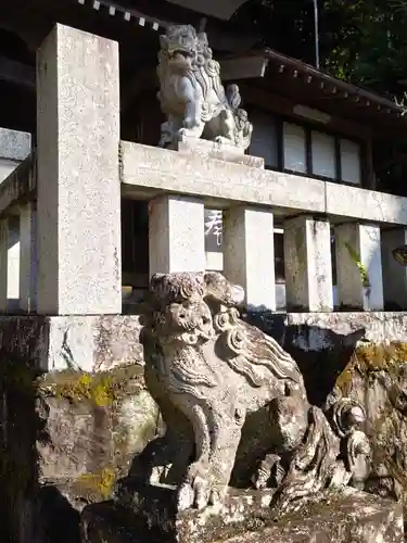 大仁神社の狛犬