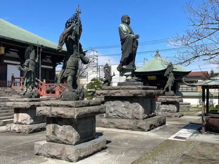長勝寺の{uncategorized: "未分類", other: "その他", undefined: "問題あり", building: "その他建物", grave: "お墓", sacred_gate: "鳥居", guardian: "狛犬", statue: "像", buddha: "仏像", history: "歴史", nature: "自然", garden: "庭園", animal: "動物", pagoda: "塔", temizu: "手水舎", mountain_gate: "山門・神門", sanctuary: "本殿・本堂", subordinate: "末社・摂社", art: "芸術", scenery: "景色", jizo: "地蔵", ema: "絵馬", goshuin: "御朱印", omikuji: "おみくじ", items: "授与品その他", amulet: "お守り", goshuincho: "御朱印帳", eats: "食事", festival: "お祭り", votive_dance: "神楽", shichigosan: "七五三参", wedding: "結婚式", experience: "体験その他", initially: "初詣", around: "周辺", anti_infection: "感染症対策"}