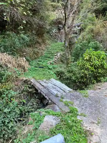 河内神社の景色