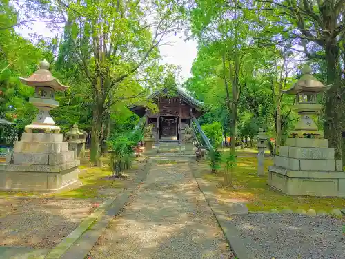 賣夫神社（嫁振）の建物その他