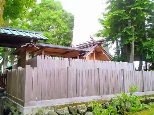 世木神社の建物その他